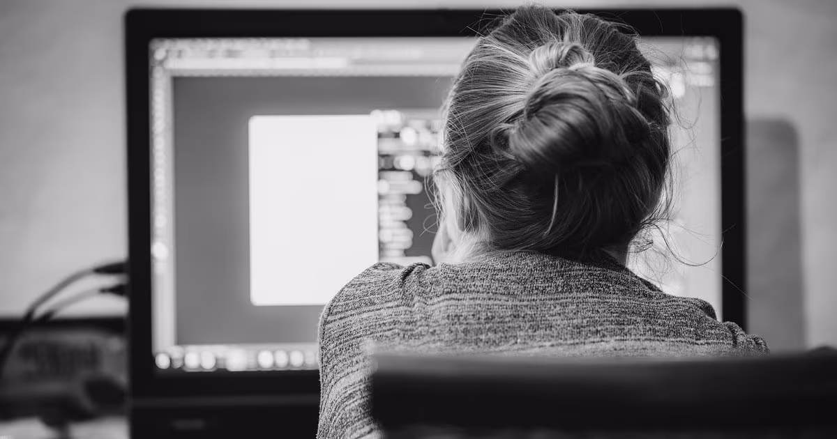 Desk workspace representing HoneyBook alternatives for service businesses and freelancers in 2026