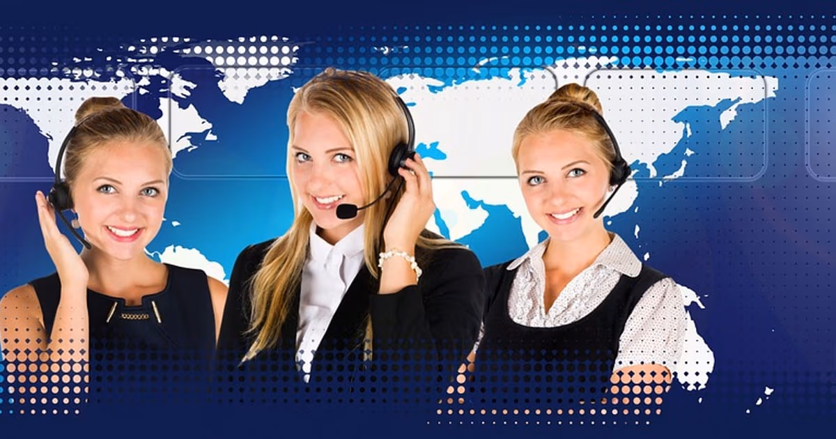 Arbeitsbereich mit besseren Kundensupport-Tools und Intercom-Alternativen im Jahr 2026